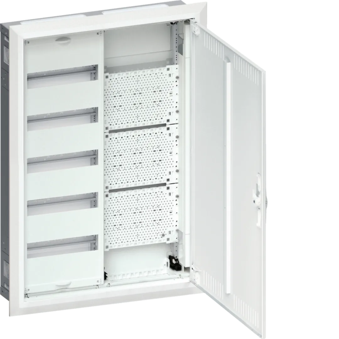 Tablou incastrat Univers cu sect. multimedia, IP31, 550x800x110mm, 60M, QC